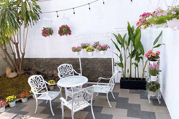 Gợi ý decor bàn ghế nhôm đúc biệt thự ngoài trời đẹp