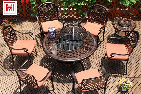 Kinh nghiệm lựa chọn bàn nướng sân vườn tốt nhất