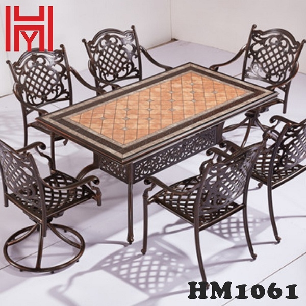 BÀN SÂN VƯỜN MÀU GẠCH NGÓI HM1061