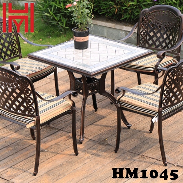 BÀN SÂN VƯỜN VUÔNG HM1045 BẠCH NGỌC