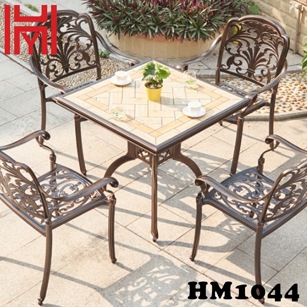 BÀN SÂN VƯỜN HM1044 VUÔNG
